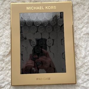 Shiny Black Michael Kors iPad Sweet Sleeve Case NEW NEVER USED